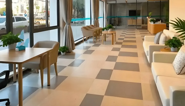 冯骥荐电影南京照相馆：没有抒情只有血的事实